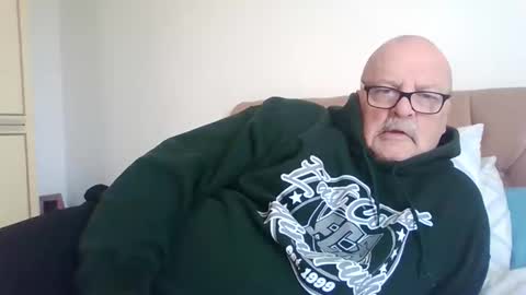 old_fkrr_ online show from 11/28/25, 10:18