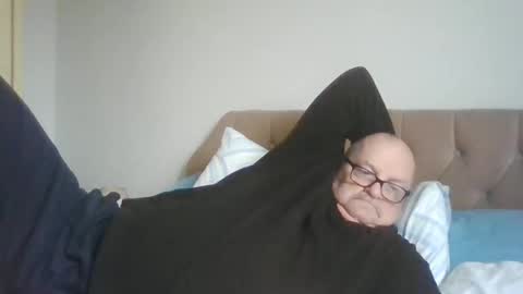 old_fkrr_ online show from 12/15/25, 01:15