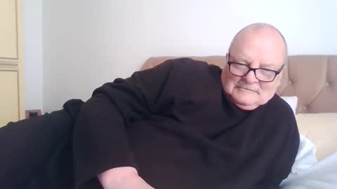 old_fkrr_ online show from 04/25/26, 02:25