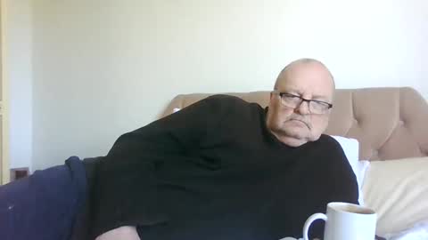 old_fkrr_ online show from 05/01/26, 09:03