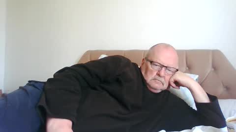 old_fkrr_ online show from 06/04/26, 10:32