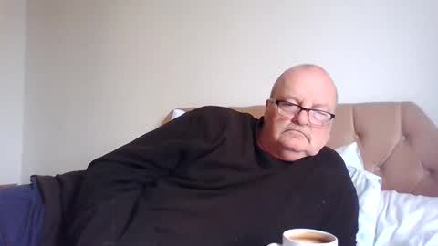 old_fkrr_ online show from 06/11/26, 10:35