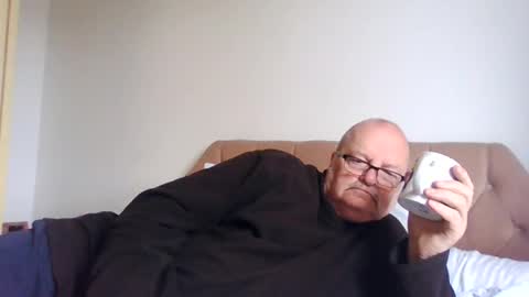 old_fkrr_ online show from 06/12/26, 10:03