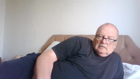 old_fkrr_ online show from 06/18/26, 09:14