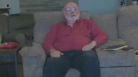 Snapshot of old_guy111 chatting on 03/02/26, 01:52 old_guy111 online show from 03/02/26, 01:52