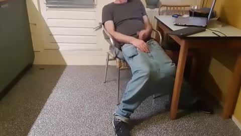 Snapshot of oldersagger chatting on 02/20/25, 10:15 oldersagger online show from 02/20/25, 10:15