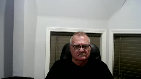 Snapshot of oldguybigd chatting on 06/28/26, 04:07 oldguybigd online show from 06/28/26, 04:07