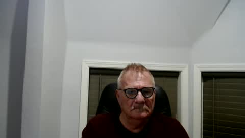 Snapshot of oldguybigd chatting on 06/29/26, 04:19 oldguybigd online show from 06/29/26, 04:19