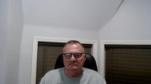 Snapshot of oldguybigd chatting on 07/12/26, 03:52 oldguybigd online show from 07/12/26, 03:52