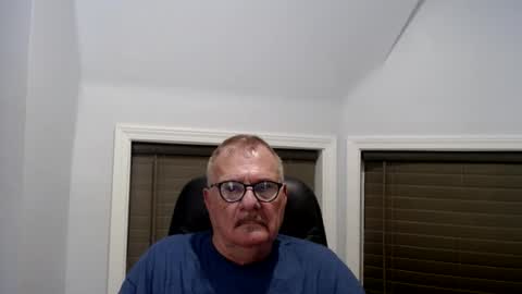 Snapshot of oldguybigd chatting on 07/18/26, 04:16 oldguybigd online show from 07/18/26, 04:16