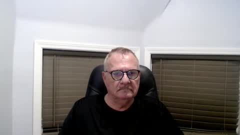 Snapshot of oldguybigd chatting on 07/20/26, 04:38 oldguybigd online show from 07/20/26, 04:38