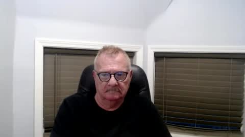Snapshot of oldguybigd chatting on 07/21/26, 02:14 oldguybigd online show from 07/21/26, 02:14
