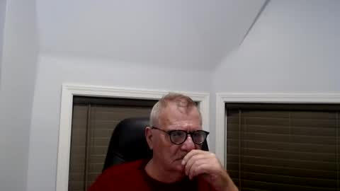 Snapshot of oldguybigd chatting on 07/23/26, 05:16 oldguybigd online show from 07/23/26, 05:16