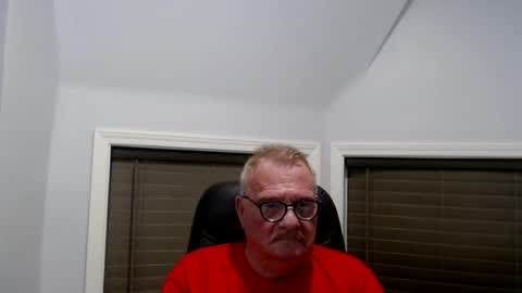 Snapshot of oldguybigd chatting on 07/24/26, 03:59 oldguybigd online show from 07/24/26, 03:59