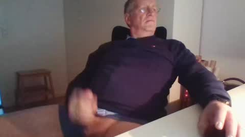 oldth online show from 12/13/24, 02:38