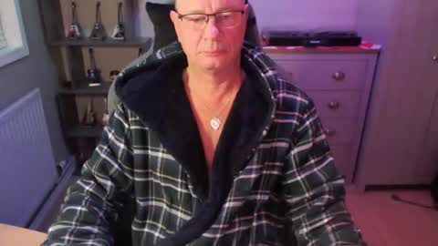 oldveteranuk online show from 02/15/26, 05:04