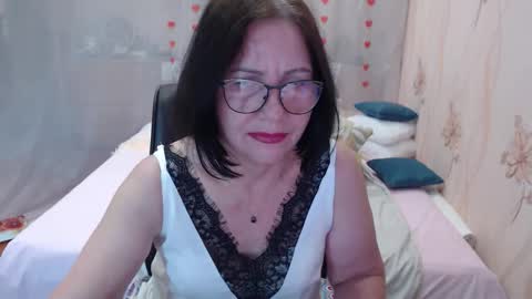 OlgaHottie online show from 10/16/25, 11:06