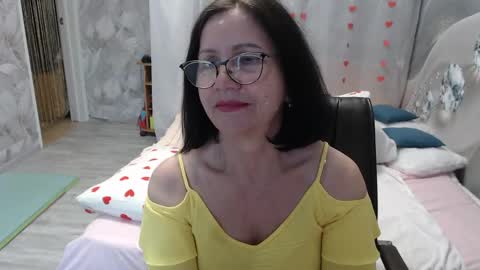 Snapshot of olgahottie chatting on 05/19/26, 01:56 OlgaHottie online show from 05/19/26, 01:56