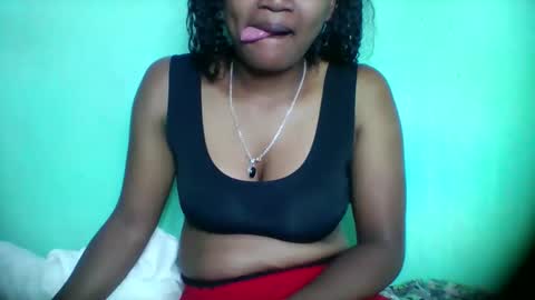 Snapshot of olgamariah203875 chatting on 02/15/26, 07:51 olgamariah203875 online show from 02/15/26, 07:51