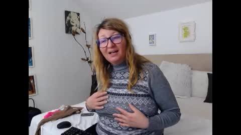 Olga Pavlova online show from 03/15/26, 10:54