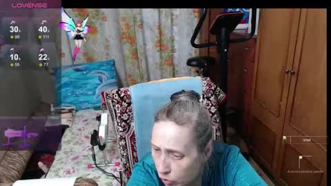 Snapshot of olguscha chatting on 10/07/25, 12:13 Olguscha online show from 10/07/25, 12:13