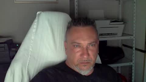 Snapshot of olimpio1230 chatting on 04/27/26, 05:55 olimpio1230 online show from 04/27/26, 05:55