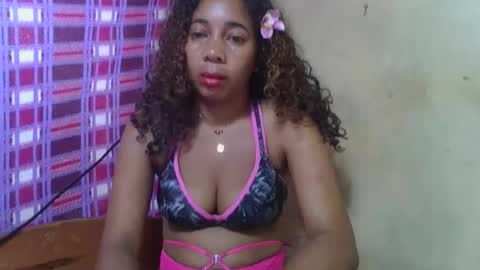 Snapshot of olinaa chatting on 05/12/26, 06:10 olinaa online show from 05/12/26, 06:10