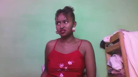 olinah610 online show from 12/13/25, 07:53