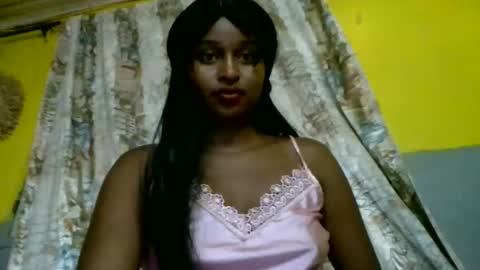 olinah610 online show from 02/19/26, 08:16