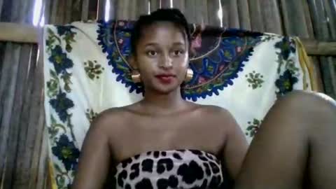 olinah610 online show from 05/11/26, 05:35
