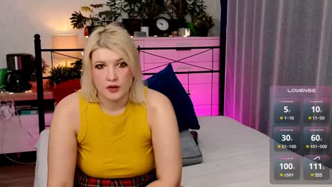 OliSunny Olivia online show from 01/14/25, 08:41