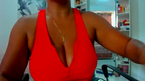 Snapshot of olivahot30 chatting on 01/02/25, 06:56 olivahot30 online show from 01/02/25, 06:56