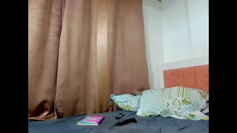 Snapshot of olivahot30 chatting on 02/07/25, 11:45 olivahot30 online show from 02/07/25, 11:45