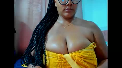 Snapshot of olivahot30 chatting on 02/15/25, 09:59 olivahot30 online show from 02/15/25, 09:59