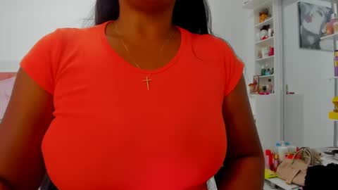 Snapshot of olivahot30 chatting on 03/06/25, 09:53 olivahot30 online show from 03/06/25, 09:53