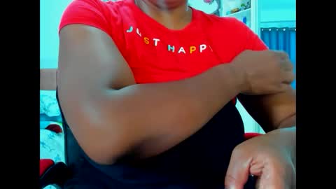 Snapshot of olivahot30 chatting on 09/15/25, 04:18 olivahot30 online show from 09/15/25, 04:18