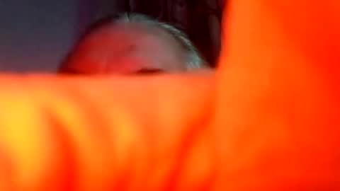 Snapshot of oliveoil67 chatting on 01/04/25, 11:38 oliveoil67 online show from 01/04/25, 11:38