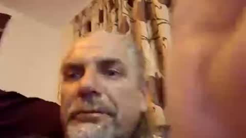 Snapshot of oliveoil67 chatting on 06/13/26, 11:35 oliveoil67 online show from 06/13/26, 11:35