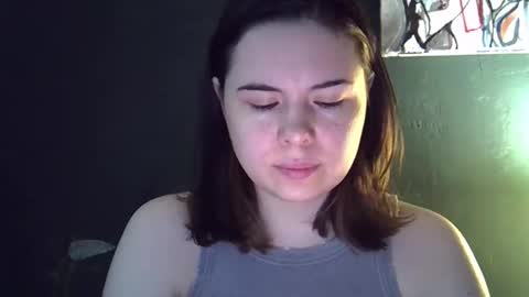 Snapshot of olivepeach chatting on 04/10/26, 08:19 Oil online show from 04/10/26, 08:19