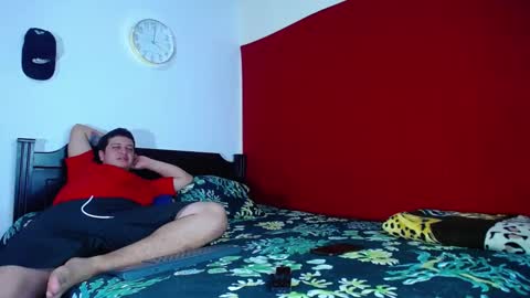 Oliver and MeganIndependent online show from 10/17/25, 09:01