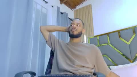 Oliver online show from 04/18/26, 07:29