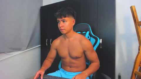 Oliver bray online show from 11/27/25, 04:58