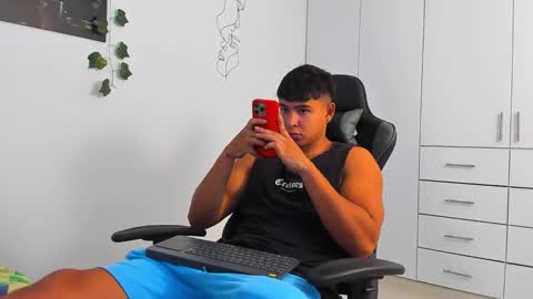 Oliver bray online show from 12/17/25, 08:48