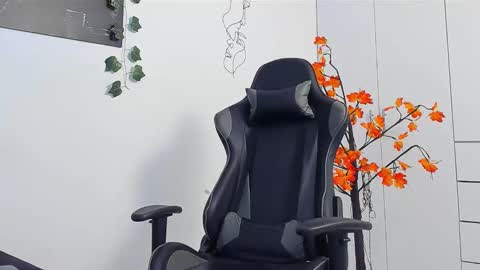 Oliver bray online show from 02/16/26, 09:00