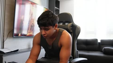 Oliver bray online show from 04/06/26, 04:19