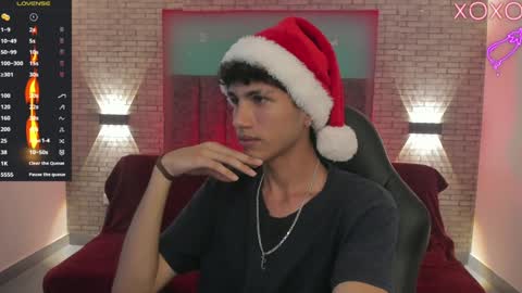 Snapshot of oliver_fast_ chatting on 12/16/24, 05:17 Oliver fast online show from 12/16/24, 05:17