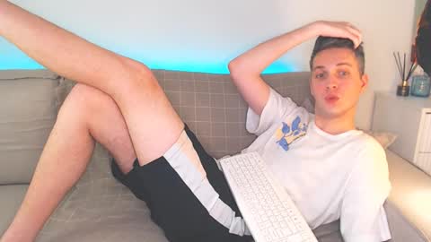 Oliver online show from 01/29/25, 09:28