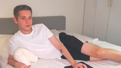 Oliver online show from 09/15/25, 05:57