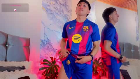 oliver mr  online show from 03/26/26, 07:52