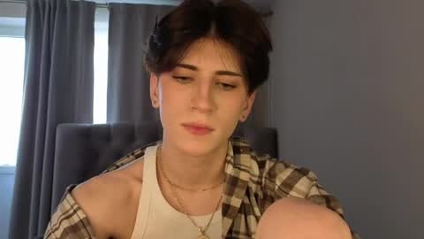 oliver online show from 04/20/26, 01:58